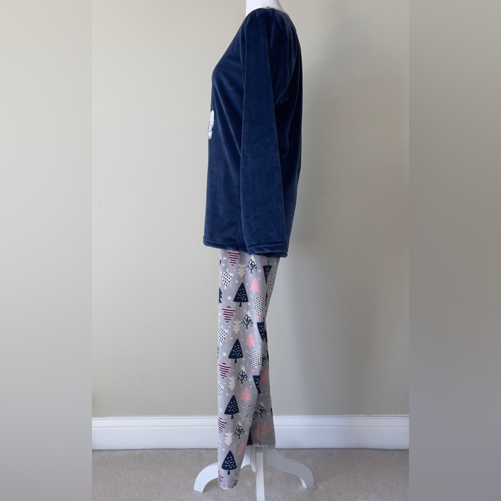 Navy Blue Surprise Gift Women’s Long Sleeve Cozy Velvet Pajama set Size Small - Picture 4 of 7
